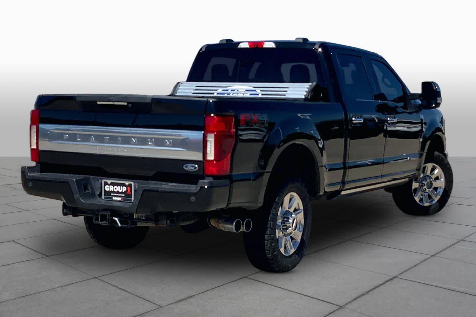 Used 2020 Ford F250 Platinum w/ FX4 Off-Road Package AWD/4WD image 12