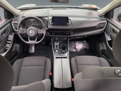 Used 2024 Nissan Rogue S image 10