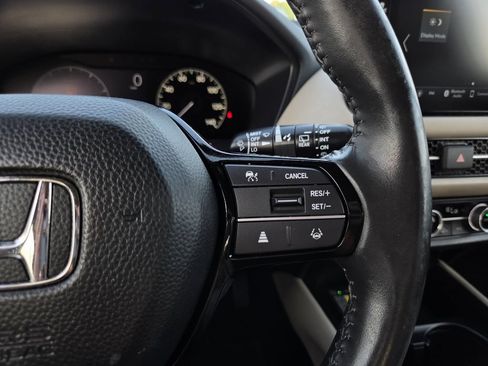Used 2024 Honda HR-V EX-L image 24