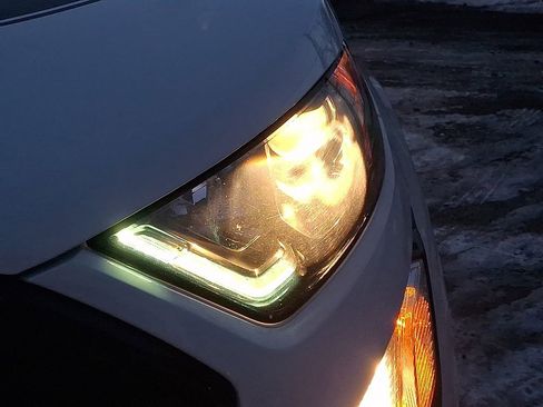 Used 2019 Ford EcoSport SES w/ SES Black Appearance Package image 36