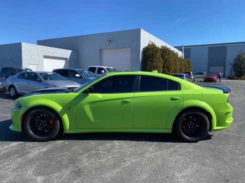 Used 2023 Dodge Charger SRT Hellcat w/ Harman/Kardon Audio Group image 2
