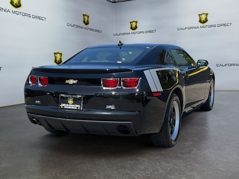 Used 2013 Chevrolet Camaro LS RWD image 5
