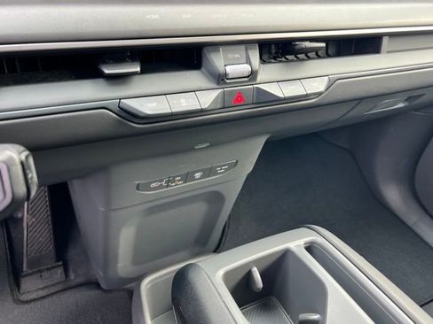 Certified 2024 Kia EV9 Wind image 21