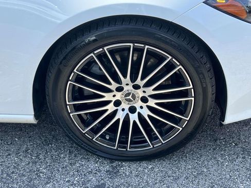 Used 2023 Mercedes-Benz C 300 4MATIC Sedan image 8