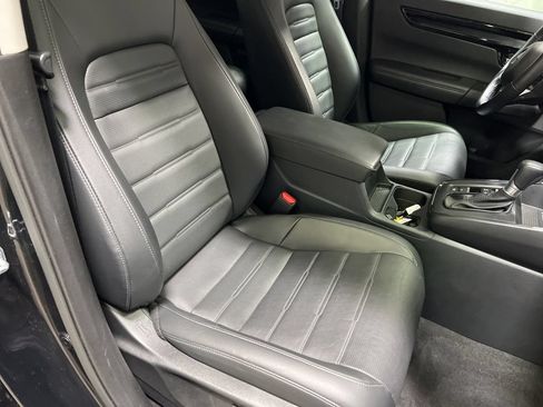 Used 2025 Honda CR-V EX-L image 9