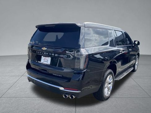 Used 2026 Chevrolet Suburban Premier AWD/4WD image 16