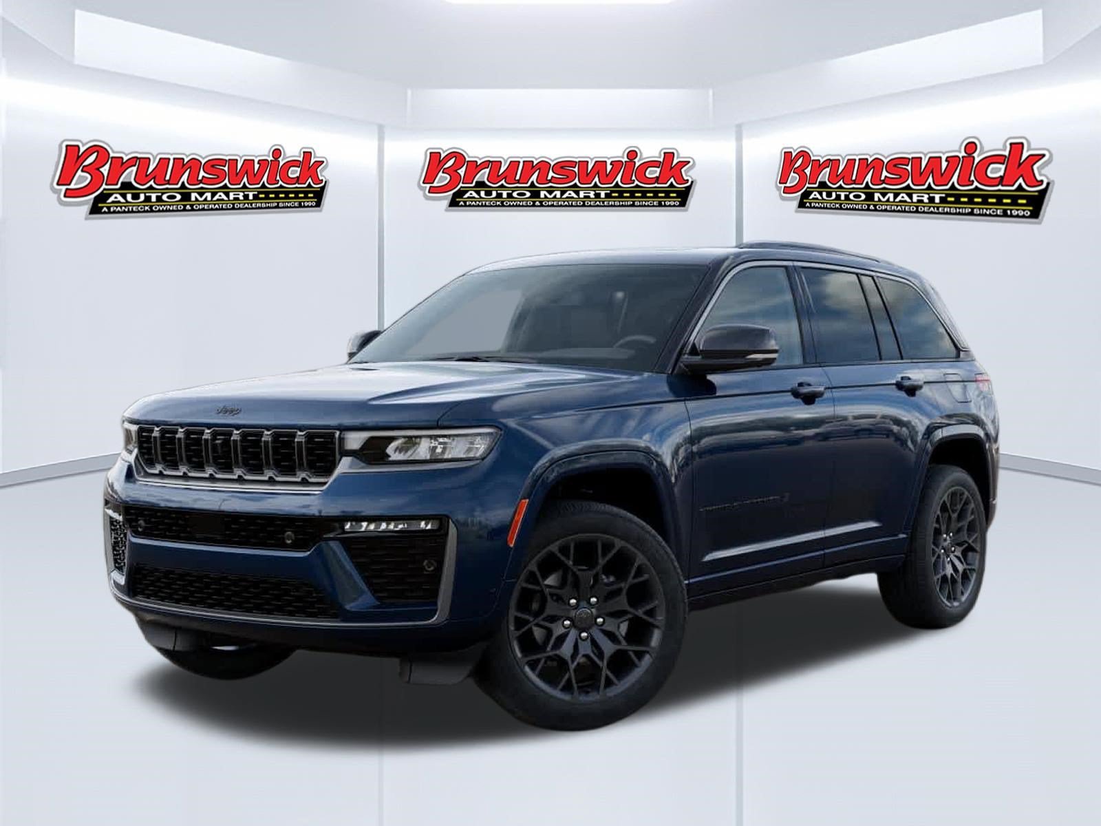 New 2027 Jeep Grand Cherokee Summit AWD/4WD image 1