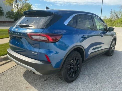 Used 2023 Ford Escape Active w/ Tech Pack #1 AWD/4WD image 6
