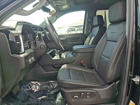 Used 2026 GMC Sierra 1500 Denali w/ Technology Package AWD/4WD image 14