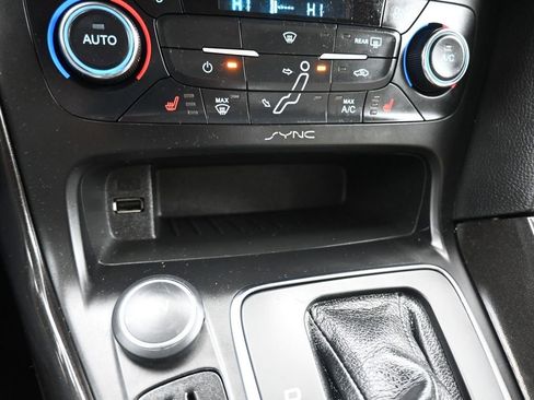 Used 2016 Ford Focus Electric Hatchback image 22