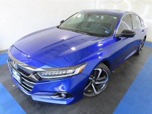 Used 2022 Honda Accord Sport image 4