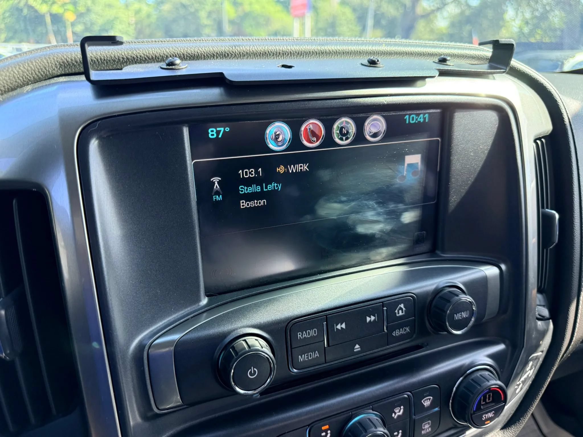 Used 2017 Chevrolet Silverado 1500 LTZ w/ Sport Package AWD/4WD image 19