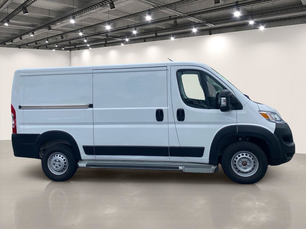 Used 2025 RAM ProMaster 2500 w/ U-Haul Equipment Group FWD image 8