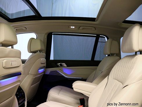 Certified 2023 BMW X7 xDrive40i w/ Premium Package image 14