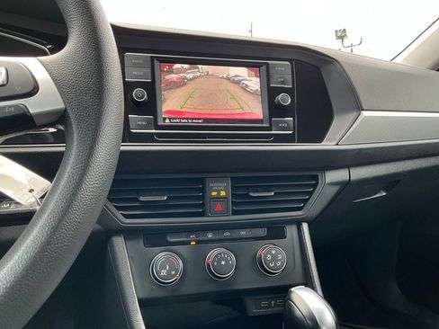 Used 2021 Volkswagen Jetta S w/ Driver Assistance Package image 16