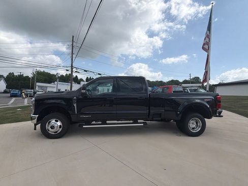 New 2026 Ford F350 XLT w/ XLT Premium Package AWD/4WD image 23