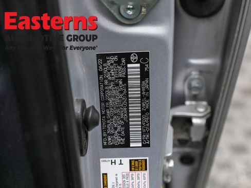 Used 2022 Toyota Prius LE image 32