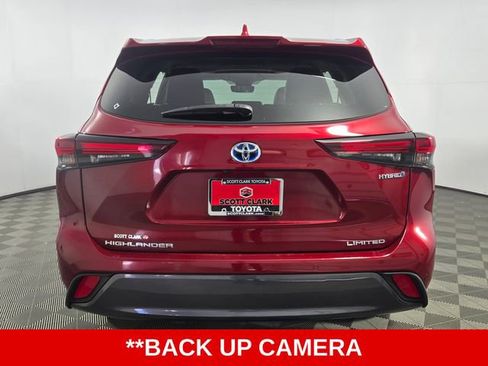 Used 2024 Toyota Highlander Limited image 7
