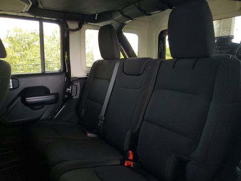Used 2020 Jeep Wrangler Unlimited Sport S AWD/4WD image 8