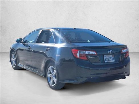 Used 2012 Toyota Camry SE image 6