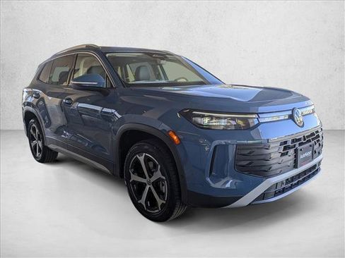 New 2026 Volkswagen Tiguan SE image 5