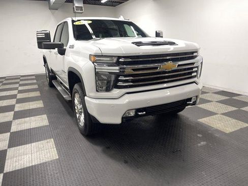 Used 2023 Chevrolet Silverado 3500 High Country w/ Safety Package II AWD/4WD image 5