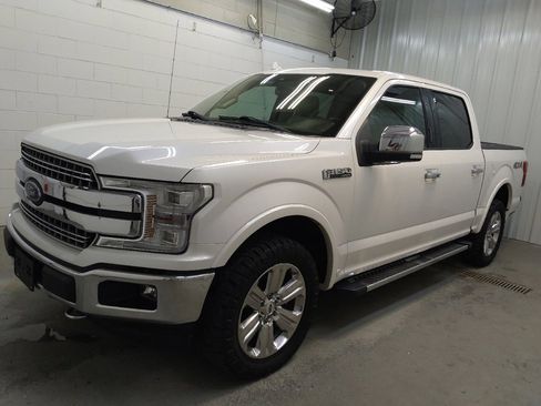Used 2018 Ford F150 Lariat w/ Equipment Group 502A Luxury AWD/4WD image 2