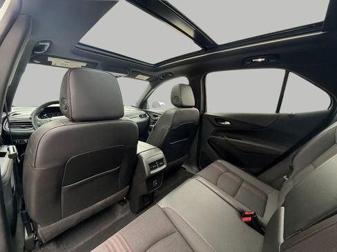Used 2023 Chevrolet Equinox RS image 27