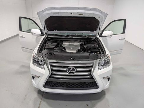 Used 2018 Lexus GX 460 w/ Navigation Package AWD/4WD image 13