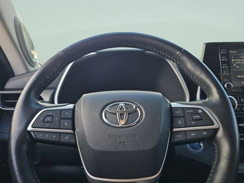 Used 2022 Toyota Highlander Limited image 31