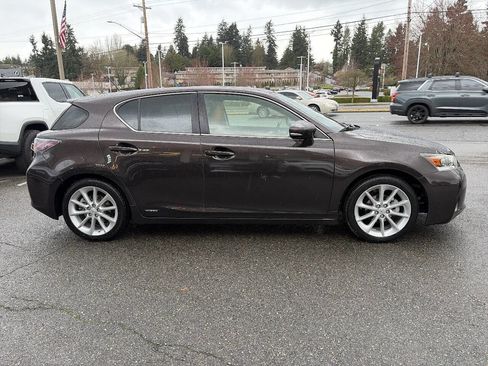 Used 2013 Lexus CT 200h w/ Seat Comfort Pkg image 12