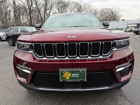New 2025 Jeep Grand Cherokee Limited image 2