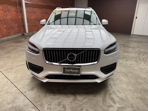 Used 2020 Volvo XC90 T6 Momentum image 9