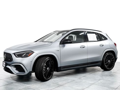 Used 2024 Mercedes-Benz GLA 35 AMG 4MATIC image 4