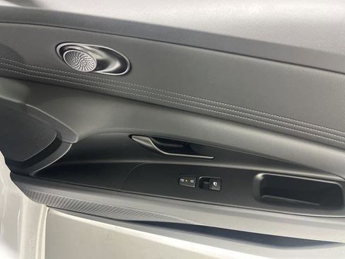 New 2025 Hyundai Elantra Sport image 22