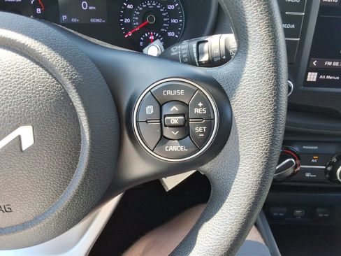 Used 2022 Kia Soul LX FWD image 25
