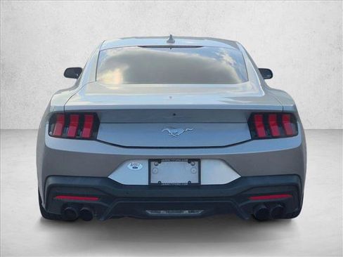 Used 2024 Ford Mustang Coupe RWD image 6