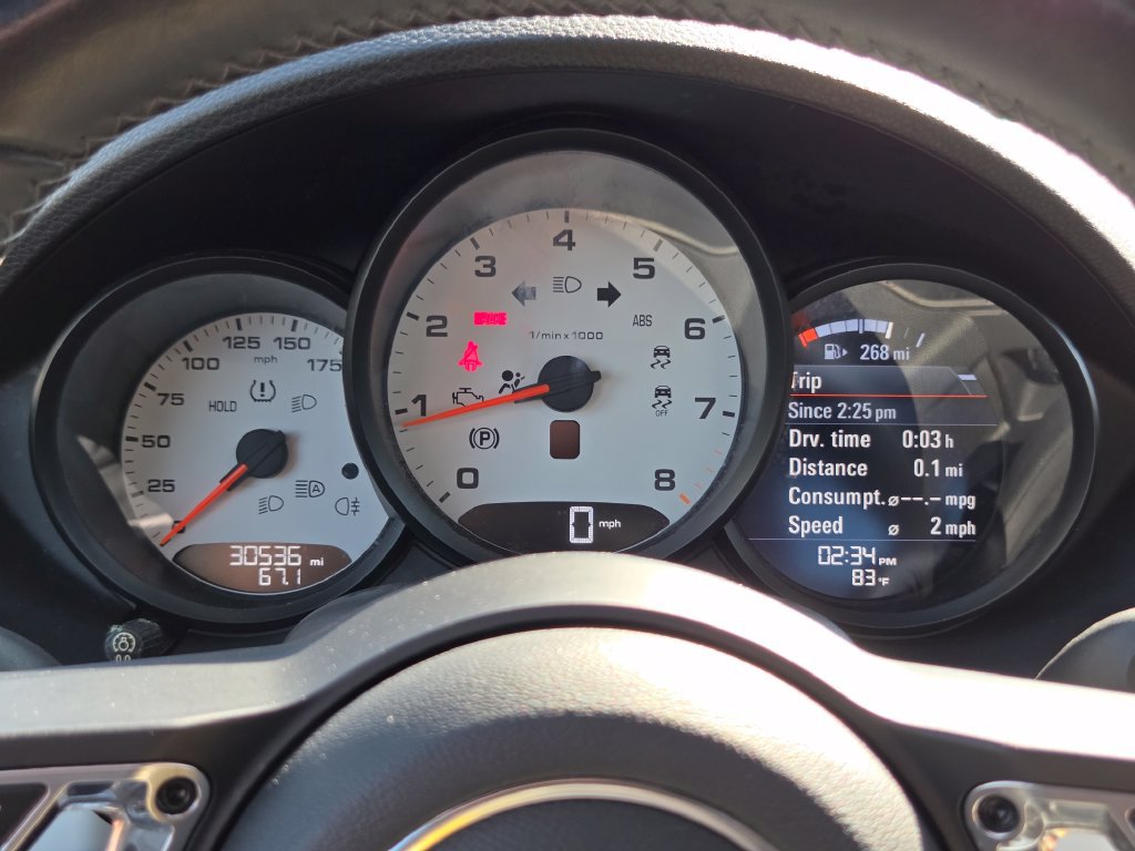 Used 2019 Porsche 718 Boxster RWD image 38