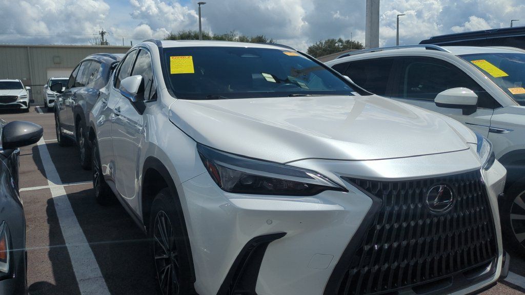 Used 2024 Lexus NX 350 AWD image 2