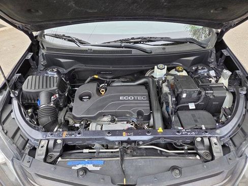 Used 2018 Chevrolet Equinox LS FWD image 10