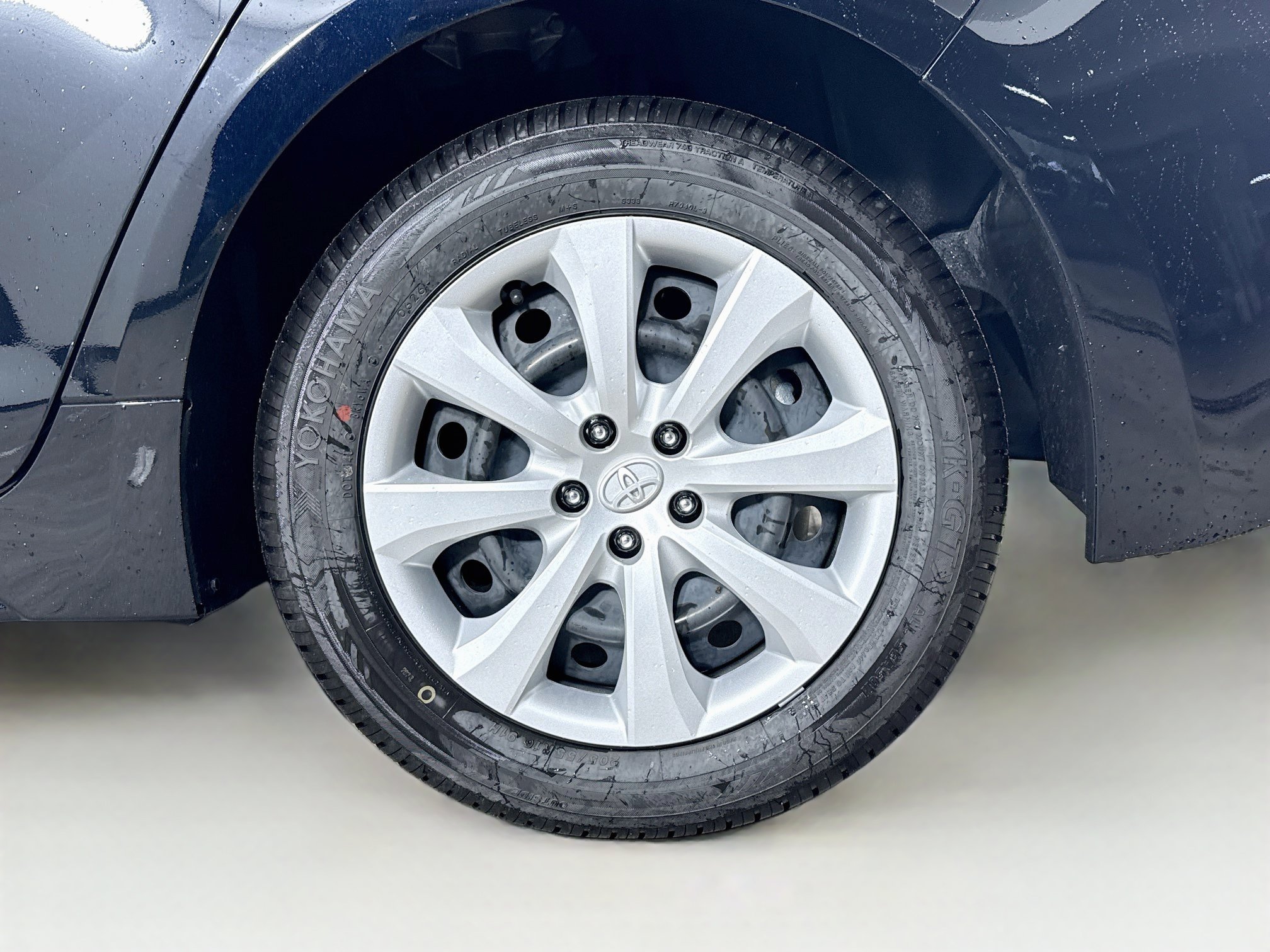 Used 2026 Toyota Corolla LE FWD image 35