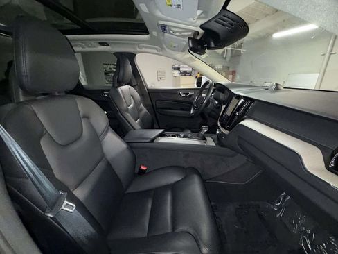 Used 2018 Volvo XC60 T6 Inscription w/ Convenience Package AWD/4WD image 14
