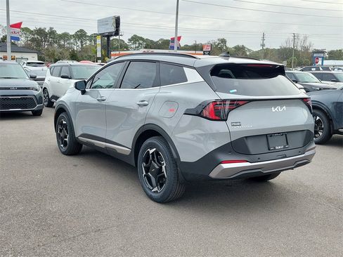 New 2026 Kia Sportage EX image 4