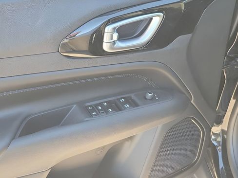 New 2026 Jeep Compass Latitude AWD/4WD image 44