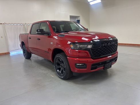 New 2026 RAM 1500 4x4 Crew Cab image 2