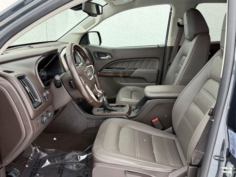 Used 2022 GMC Canyon Denali image 12