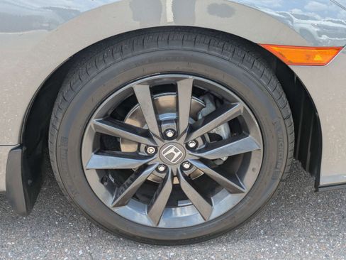 Used 2021 Honda Civic EX image 9
