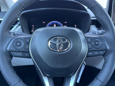 New 2026 Toyota Corolla Cross LE FWD image 25