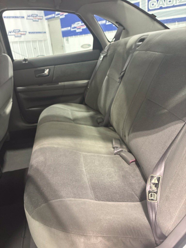 Used 2002 Ford Taurus SE FWD image 17