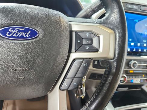 Used 2022 Ford F350 Lariat w/ Lariat Value Package AWD/4WD image 24